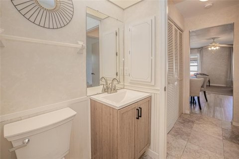 Copropriété à vendre à Punta Gorda, Floride: 2 chambres, 87.05 m2 № 2201528 - photo 26