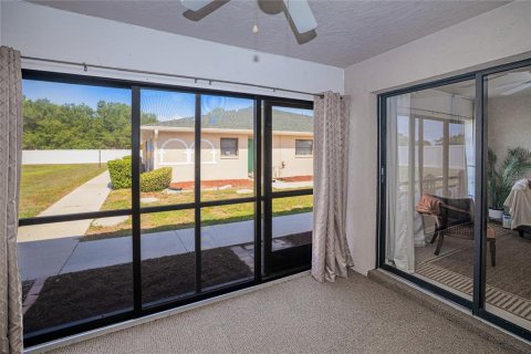 Copropriété à vendre à Punta Gorda, Floride: 2 chambres, 87.05 m2 № 2201528 - photo 30