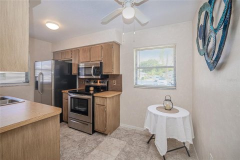 Copropriété à vendre à Punta Gorda, Floride: 2 chambres, 87.05 m2 № 2201528 - photo 12