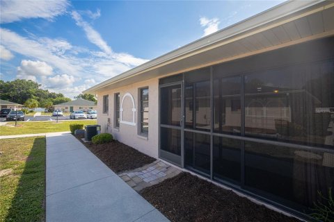 Copropriété à vendre à Punta Gorda, Floride: 2 chambres, 87.05 m2 № 2201528 - photo 29