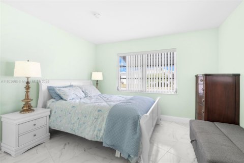 Купить виллу или дом в Бойнтон-Бич, Флорида 2 спальни, 122.35м2, № 1936730 - фото 11
