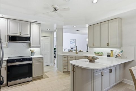 Copropriété à vendre à Sarasota, Floride: 3 chambres, 201.78 m2 № 2142910 - photo 5