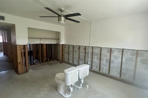 Condo in Saint Petersburg, Florida, 2 bedrooms  № 1677903 - photo 8