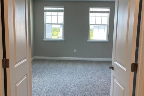 Снять в аренду виллу или дом в Уинтер-Гарден, Флорида 1 комната, 193.42м2, № 1876837 - фото 19