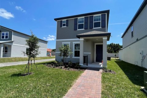 Снять в аренду виллу или дом в Уинтер-Гарден, Флорида 1 комната, 193.42м2, № 1876837 - фото 2