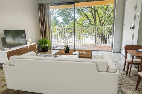 Condo in Doral, Florida, 1 bedroom  № 2075918 - photo 2