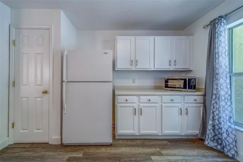 Townhouse in Clearwater, Florida 3 bedrooms, 132.76 sq.m. № 1826117 - photo 16
