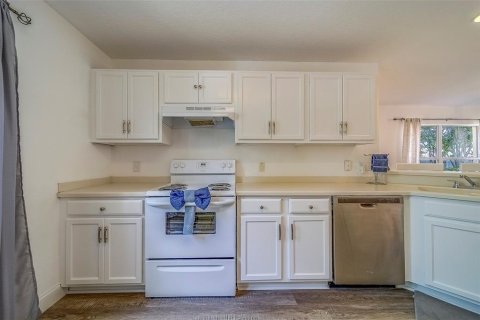Townhouse in Clearwater, Florida 3 bedrooms, 132.76 sq.m. № 1826117 - photo 15