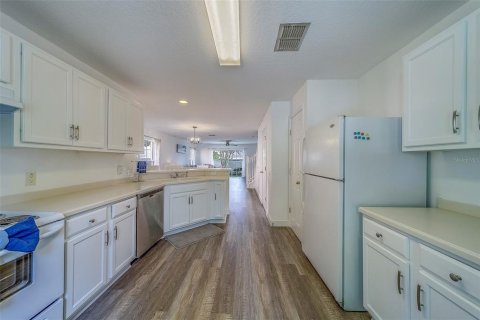 Townhouse in Clearwater, Florida 3 bedrooms, 132.76 sq.m. № 1826117 - photo 14