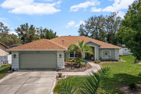 House in Spring Hill, Florida 3 bedrooms, 167.13 sq.m. № 2316468
