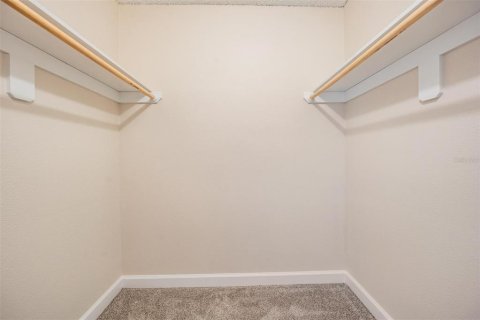 Condo in Saint Petersburg, Florida, 2 bedrooms  № 2239454 - photo 23