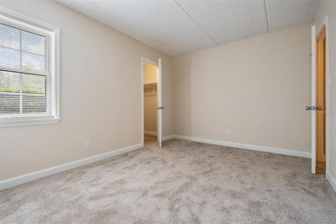 Condo in Saint Petersburg, Florida, 2 bedrooms  № 2239454 - photo 28