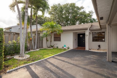 Apartamento en alquiler en Deerfield Beach, Florida, 3 dormitorios, 155.98 m2 № 2087558 - foto 3
