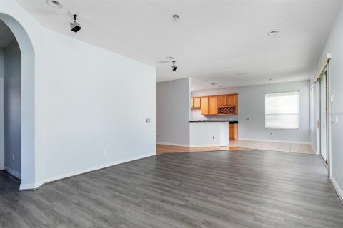 Casa en venta en Winter Garden, Florida, 5 dormitorios, 317.91 m2 № 1876768 - foto 8