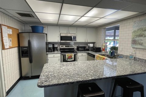 Copropriété à vendre à Clearwater, Floride: 2 chambres, 88.72 m2 № 2330472 - photo 23