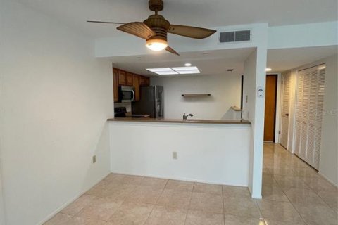 Copropriété à vendre à Clearwater, Floride: 2 chambres, 88.72 m2 № 2330472 - photo 12