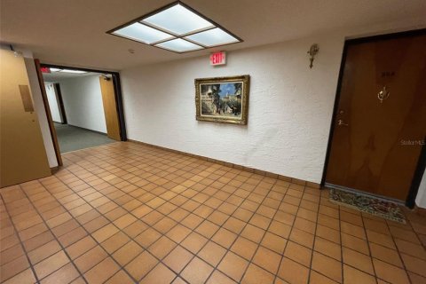 Copropriété à vendre à Clearwater, Floride: 2 chambres, 88.72 m2 № 2330472 - photo 4