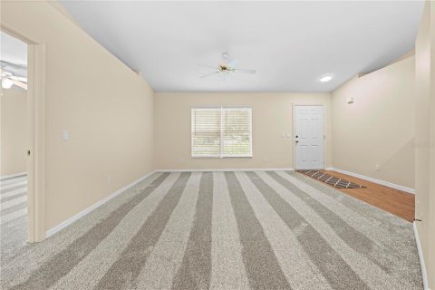 House in Inverness, Florida 3 bedrooms, 128.48 sq.m. № 1901846 - photo 9