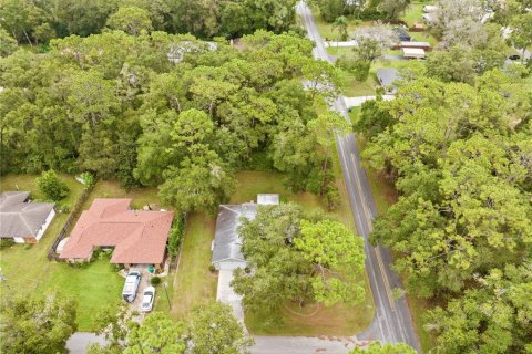 House in Inverness, Florida 3 bedrooms, 128.48 sq.m. № 1901846 - photo 29