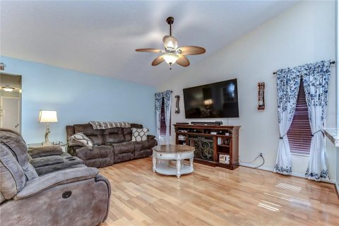 Villa ou maison à vendre à Riverview, Floride: 4 chambres, 217.76 m2 № 2418799 - photo 16