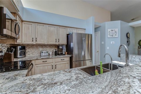 Villa ou maison à vendre à Riverview, Floride: 4 chambres, 217.76 m2 № 2418799 - photo 11