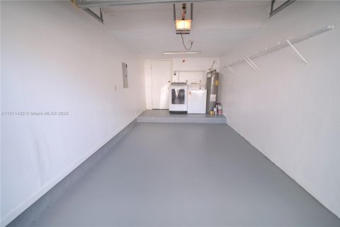 Купить таунхаус в Купер-Сити, Флорида 3 спальни, 138.24м2, № 1968210 - фото 9