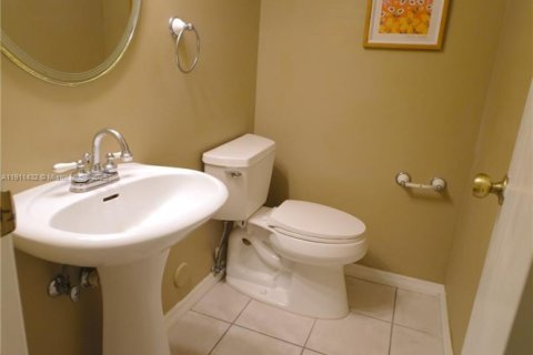 Купить таунхаус в Купер-Сити, Флорида 3 спальни, 138.24м2, № 1968210 - фото 11