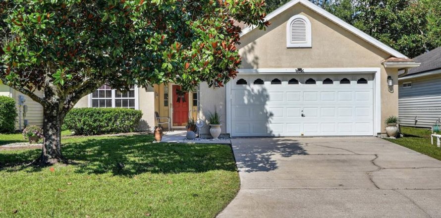 House in Saint Augustine, Florida 3 bedrooms, 181.16 sq.m. № 2422818
