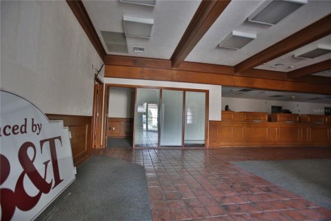 Immobilier commercial à louer à Silver Springs Shores, Floride: 544.59 m2 № 2149759 - photo 6