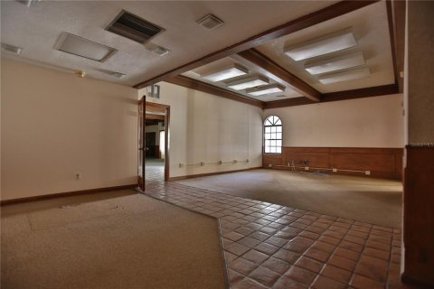 Immobilier commercial à louer à Silver Springs Shores, Floride: 544.59 m2 № 2149759 - photo 5