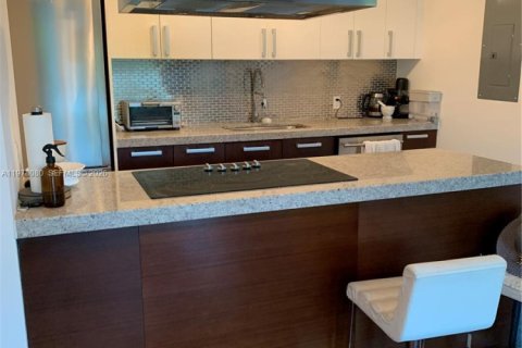 Copropriété à vendre à Miami, Floride: 2 chambres, 109.35 m2 № 2042082 - photo 8