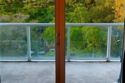 Copropriété à vendre à Miami, Floride: 2 chambres, 109.35 m2 № 2042082 - photo 5