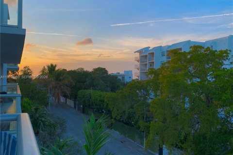 Copropriété à vendre à Miami, Floride: 2 chambres, 109.35 m2 № 2042082 - photo 7