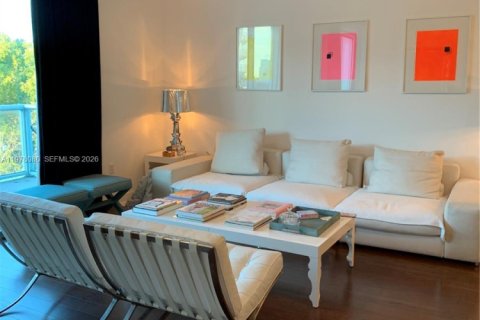 Copropriété à vendre à Miami, Floride: 2 chambres, 109.35 m2 № 2042082 - photo 3