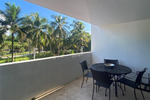 Copropriété à vendre à Key Biscayne, Floride: 2 chambres, 117.06 m2 № 1928123 - photo 2