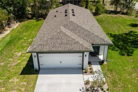 Casa en alquiler en Spring Hill, Florida, 3 dormitorios, 117.8 m2 № 1780728 - foto 25