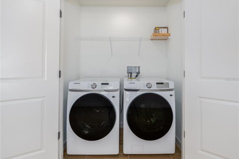 Casa en alquiler en Spring Hill, Florida, 3 dormitorios, 117.8 m2 № 1780728 - foto 22