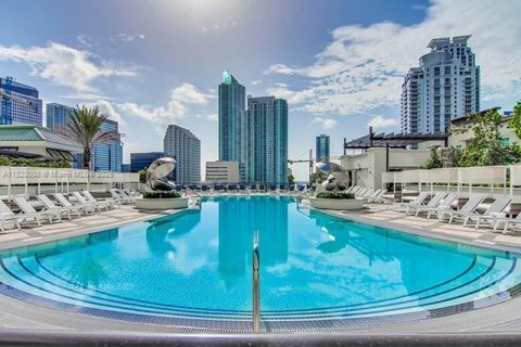 Condo in Miami, Florida, 2 bedrooms № 1779617 - photo 28