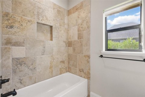 House in Palm Coast, Florida 3 bedrooms, 229.56 sq.m. № 1619472 - photo 26