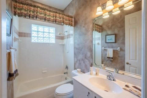 House in Palm Coast, Florida 3 bedrooms, 181.62 sq.m. № 1907740 - photo 6