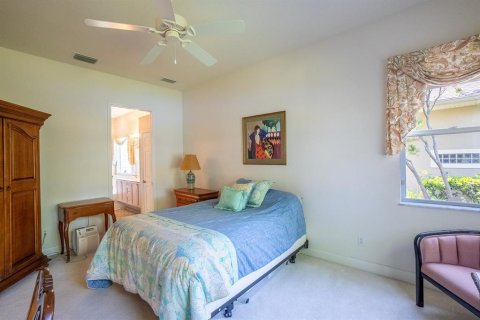 House in Palm Coast, Florida 3 bedrooms, 181.62 sq.m. № 1907740 - photo 27