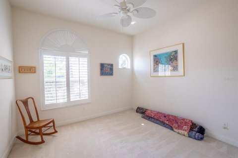 House in Palm Coast, Florida 3 bedrooms, 181.62 sq.m. № 1907740 - photo 7