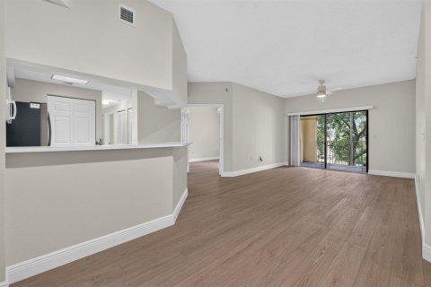 Copropriété à louer à Palm Beach Gardens, Floride: 3 chambres, 129.6 m2 № 2431335 - photo 4