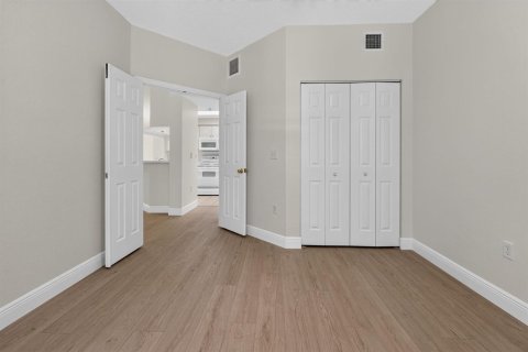 Copropriété à louer à Palm Beach Gardens, Floride: 3 chambres, 129.6 m2 № 2431335 - photo 19