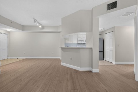 Copropriété à louer à Palm Beach Gardens, Floride: 3 chambres, 129.6 m2 № 2431335 - photo 7