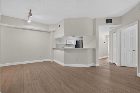 Copropriété à louer à Palm Beach Gardens, Floride: 3 chambres, 129.6 m2 № 2431335 - photo 6