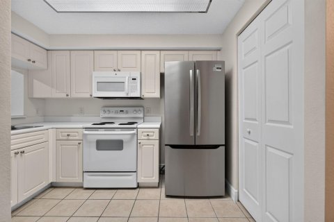 Copropriété à louer à Palm Beach Gardens, Floride: 3 chambres, 129.6 m2 № 2431335 - photo 14