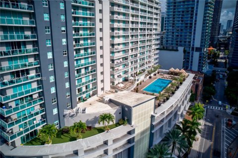 Condo in Miami, Florida, 2 bedrooms № 2080311 - photo 21