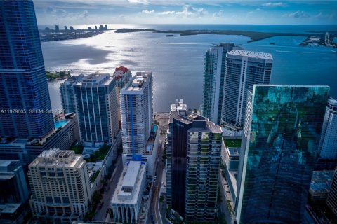 Condo in Miami, Florida, 2 bedrooms № 2080311 - photo 12