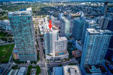 Condo in Miami, Florida, 2 bedrooms № 2080311 - photo 14